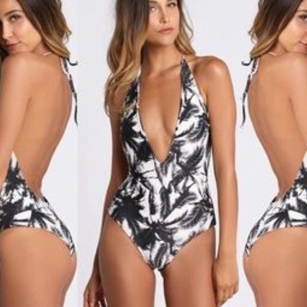 One piece bathing suit